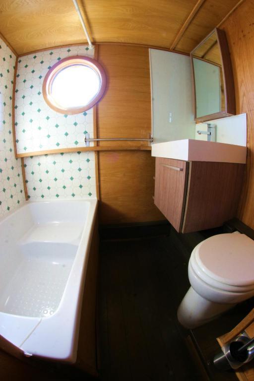 Peniche Poompui Otel Aigues-Mortes Oda fotoğraf